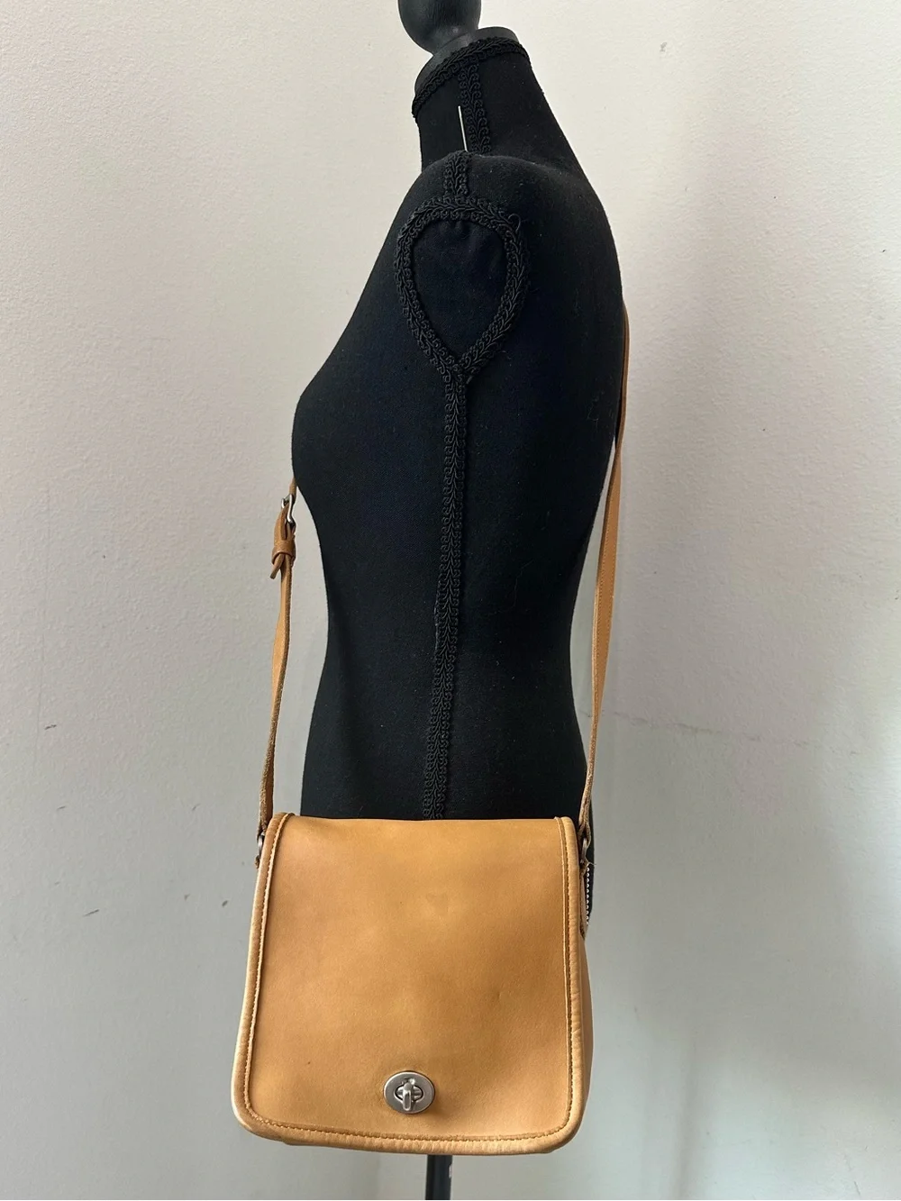 Coach legacy Companion